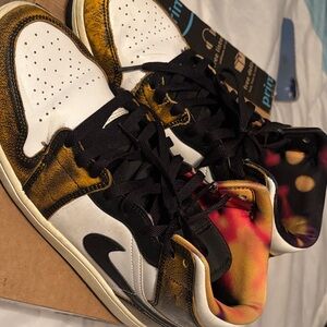 Multicolor Sneakers with Black and White Accents